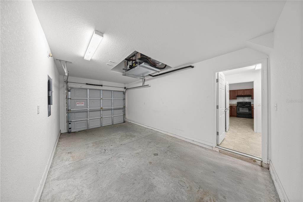 For Sale: $210,000 (3 beds, 2 baths, 1014 Square Feet)