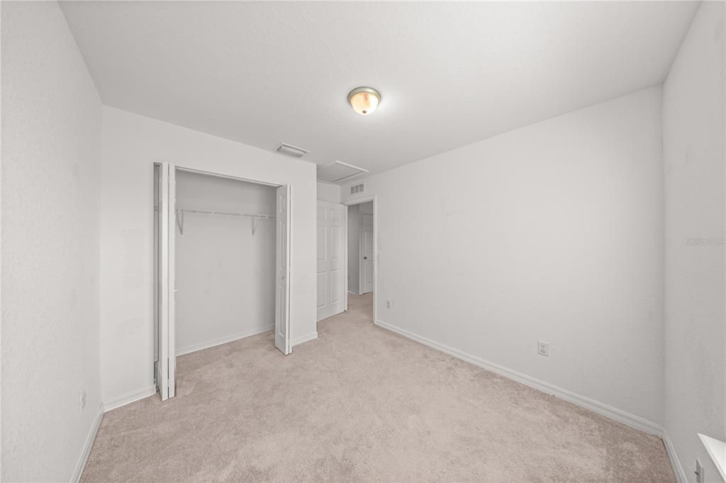 For Sale: $210,000 (3 beds, 2 baths, 1014 Square Feet)