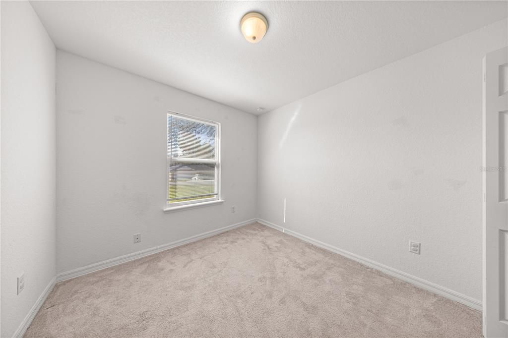 For Sale: $210,000 (3 beds, 2 baths, 1014 Square Feet)