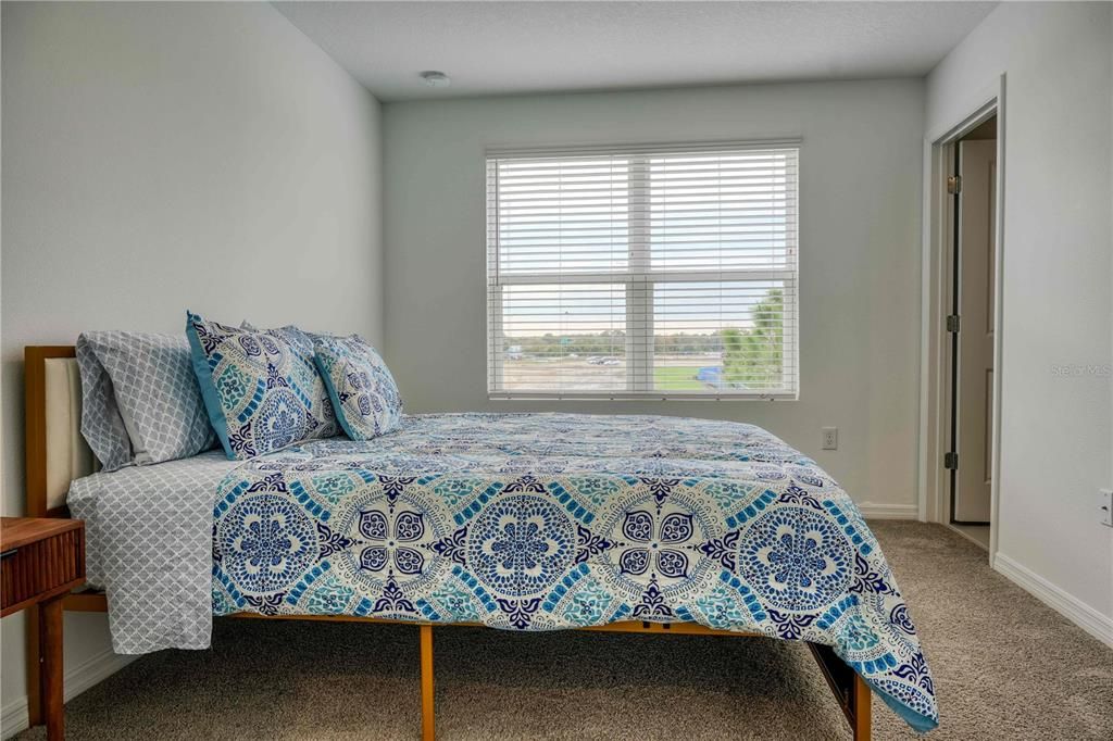 For Sale: $249,500 (2 beds, 2 baths, 1190 Square Feet)