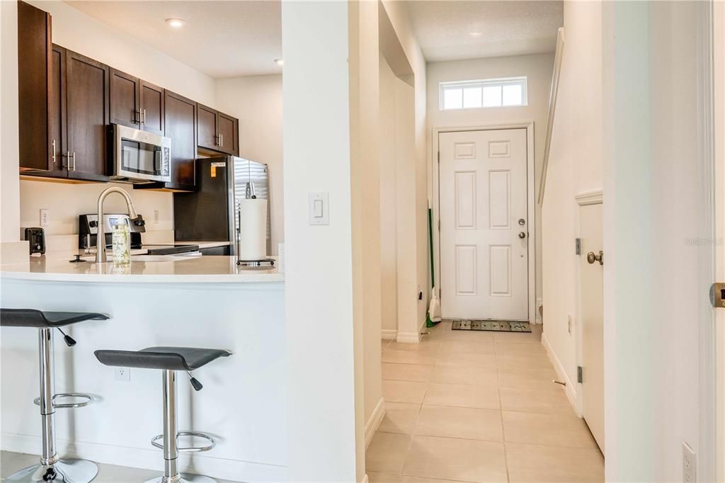 For Sale: $249,500 (2 beds, 2 baths, 1190 Square Feet)