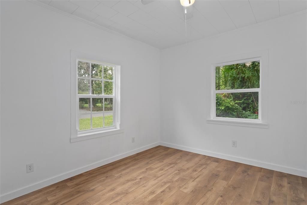 待售: $349,900 (4 贝兹, 3 浴室, 2374 平方英尺)