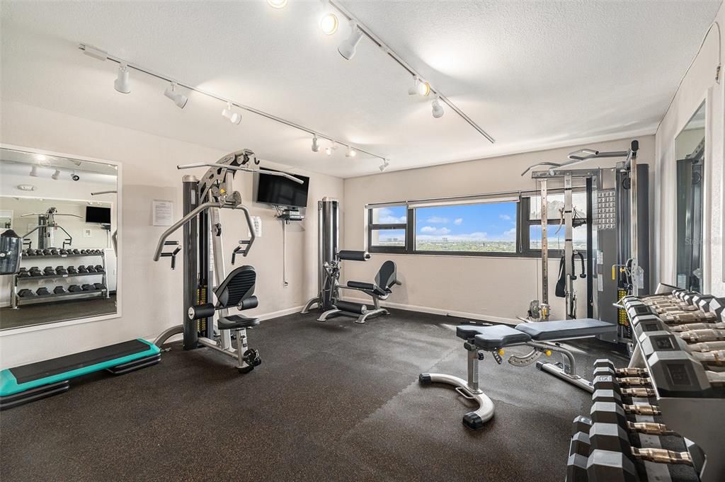 For Sale: $475,000 (2 beds, 2 baths, 1280 Square Feet)