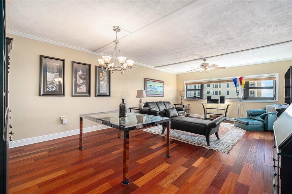 For Sale: $475,000 (2 beds, 2 baths, 1280 Square Feet)