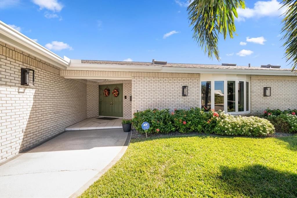 На продажу: $2,150,000 (4 спален, 3 ванн, 2602 Квадратных фут)