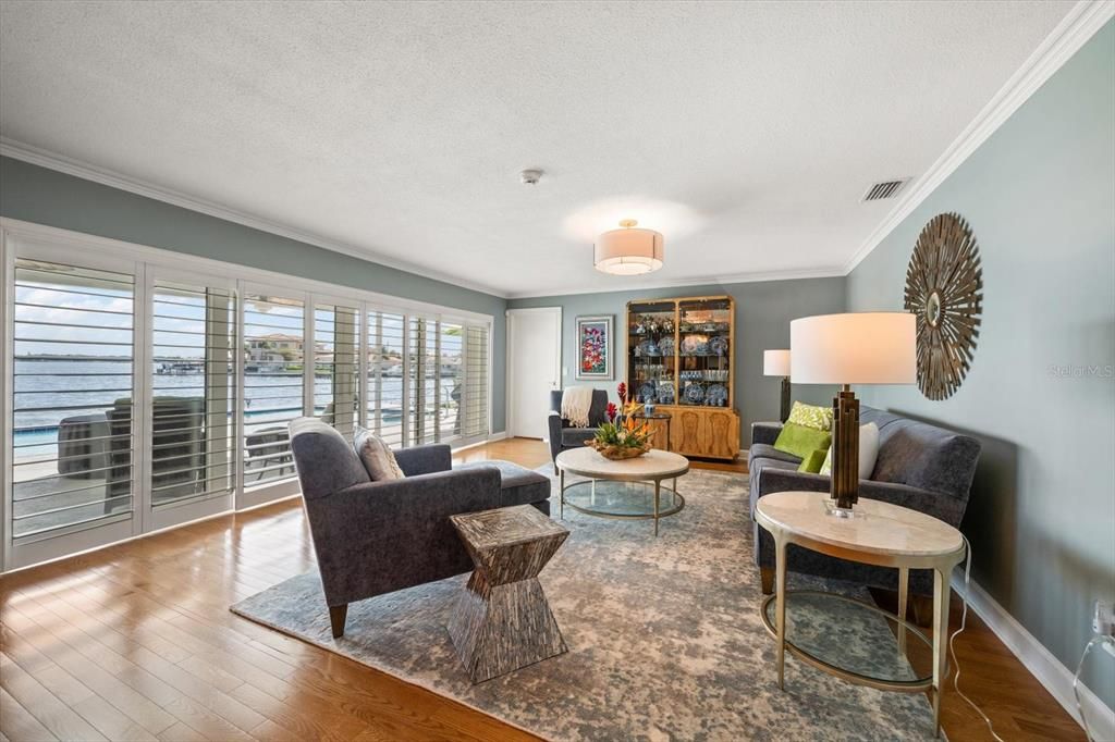 На продажу: $2,150,000 (4 спален, 3 ванн, 2602 Квадратных фут)