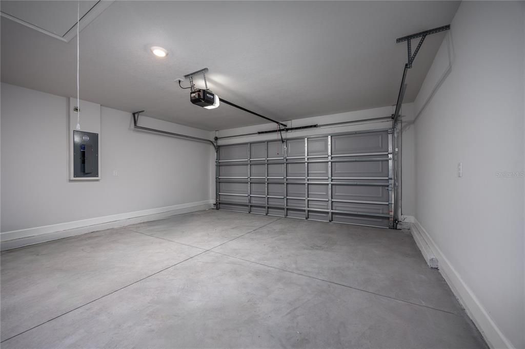 For Sale: $358,200 (3 beds, 2 baths, 1780 Square Feet)