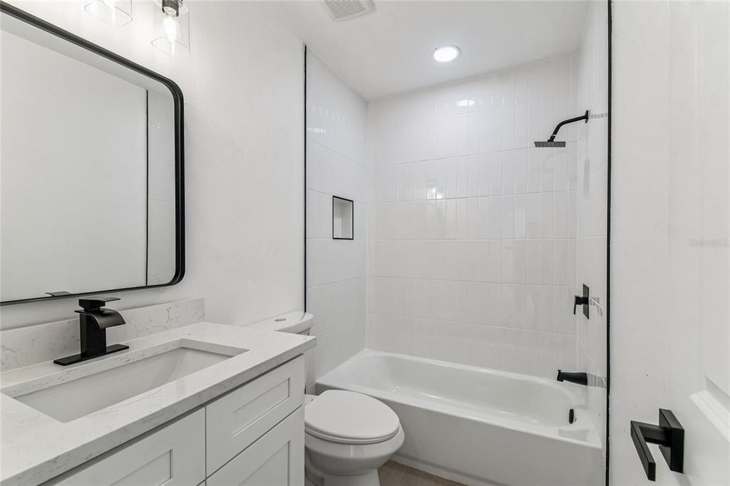 En Venta: $219,000 (3 camas, 2 baños, 1276 Pies cuadrados)