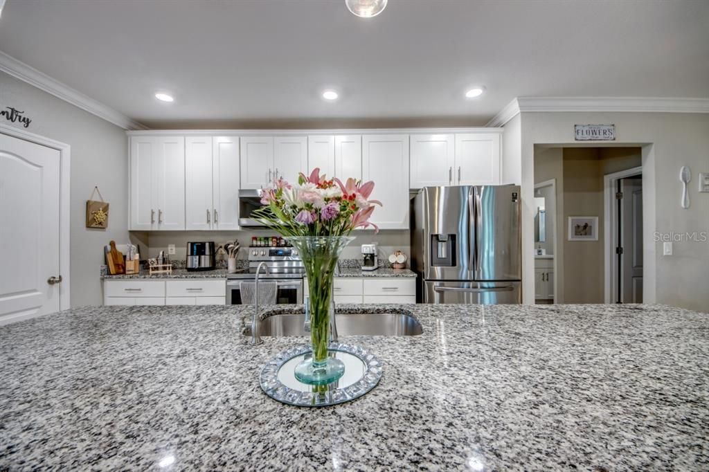 待售: $445,998 (3 贝兹, 2 浴室, 2066 平方英尺)