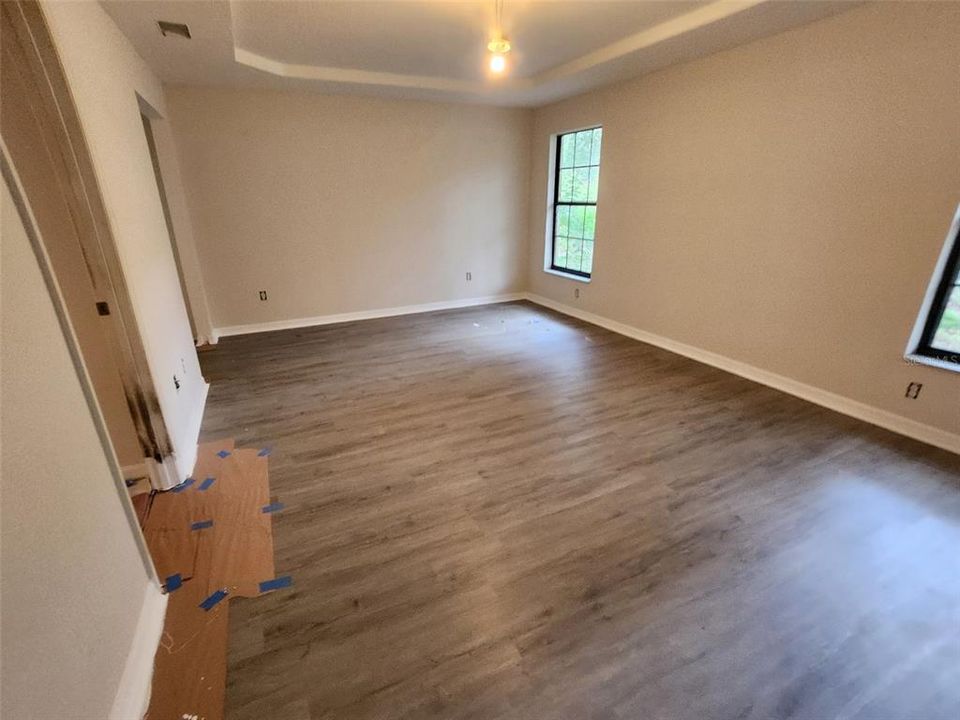 For Sale: $399,900 (3 beds, 2 baths, 1513 Square Feet)