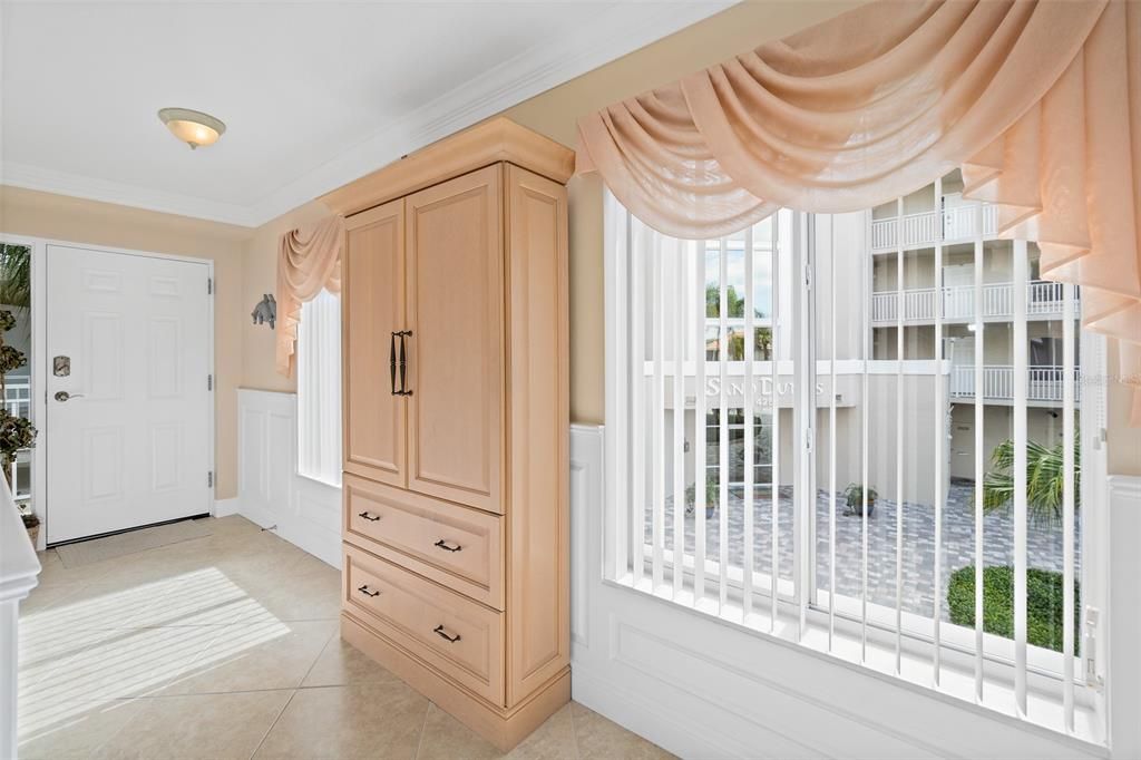 Active With Contract: $575,000 (3 beds, 2 baths, 2141 Square Feet)