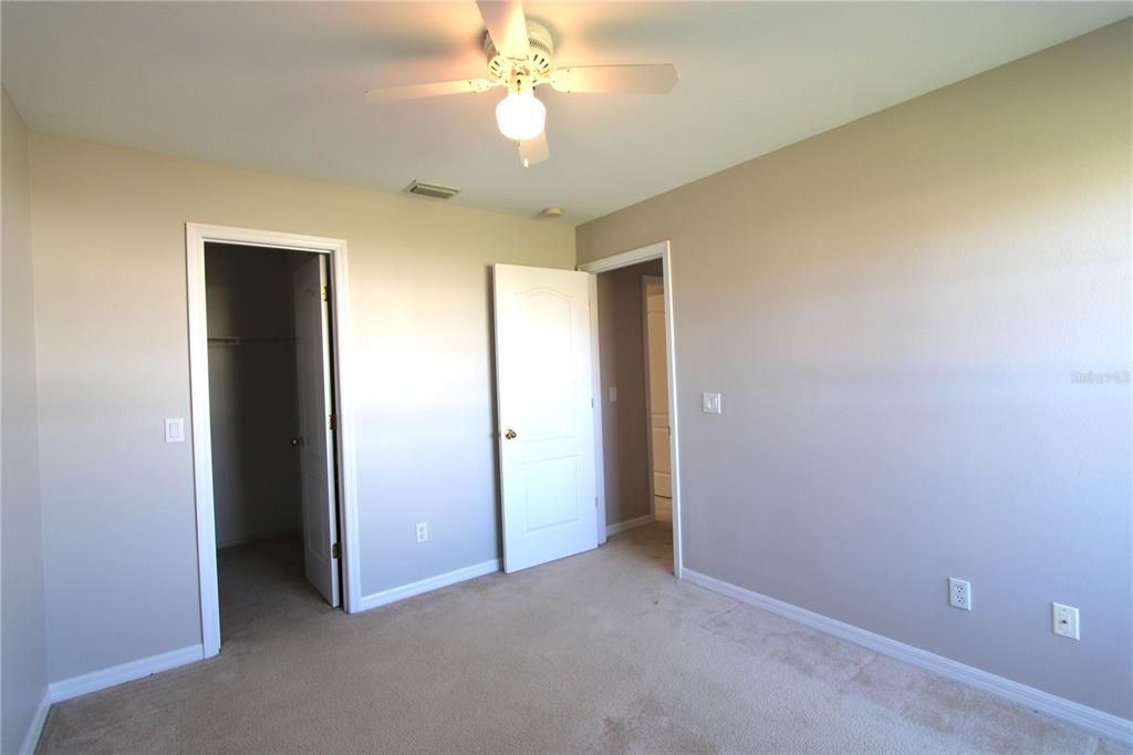 For Sale: $475,000 (3 beds, 2 baths, 1560 Square Feet)