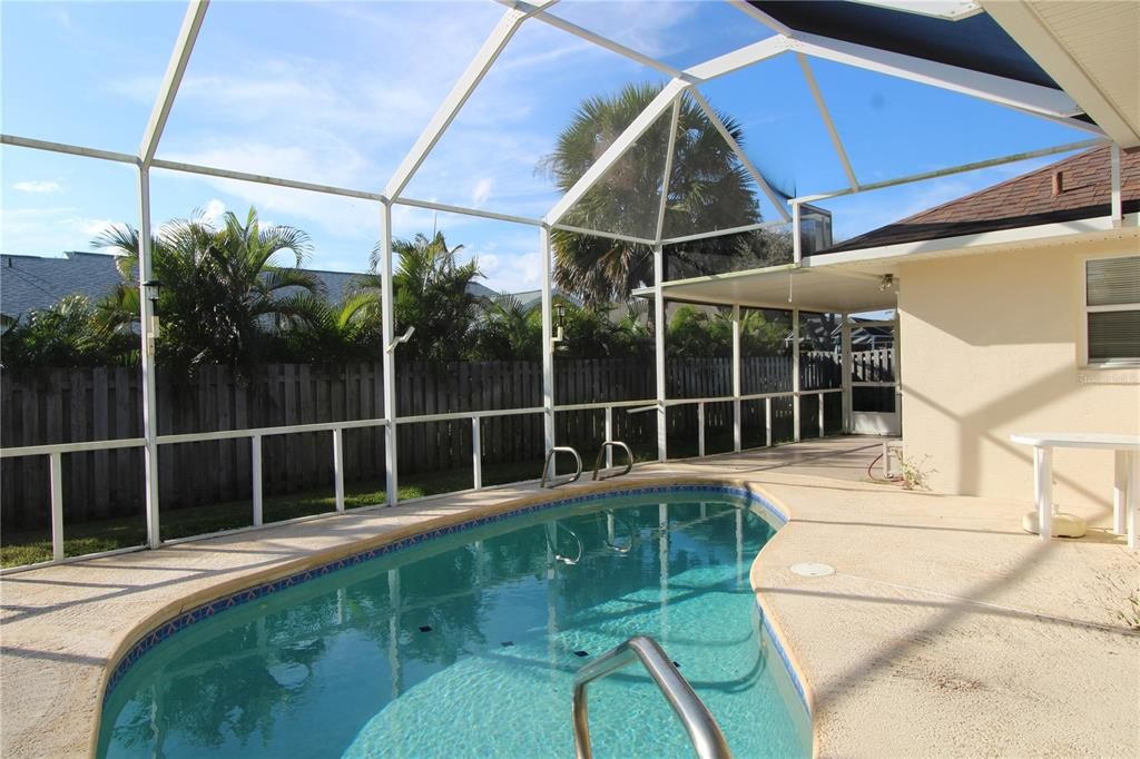 For Sale: $475,000 (3 beds, 2 baths, 1560 Square Feet)