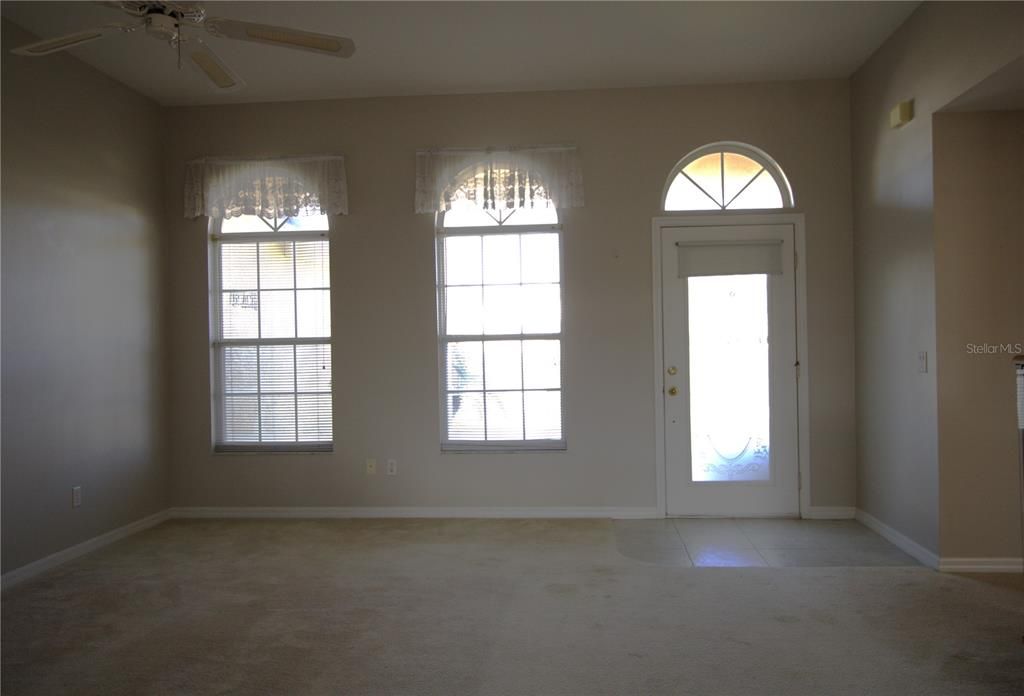 For Sale: $475,000 (3 beds, 2 baths, 1560 Square Feet)