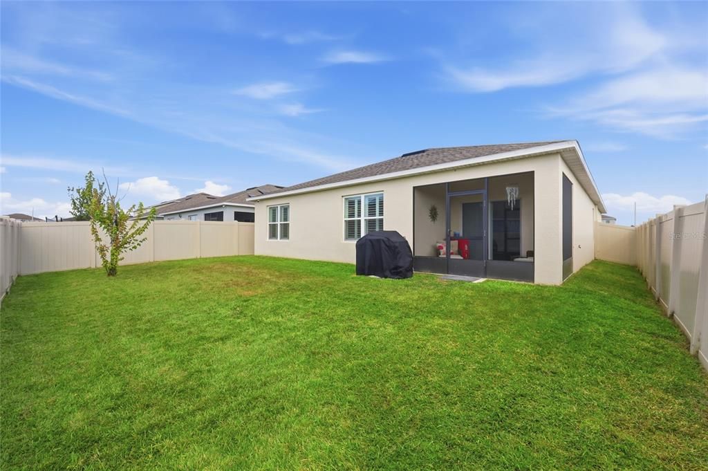 En Venta: $369,000 (4 camas, 2 baños, 1892 Pies cuadrados)