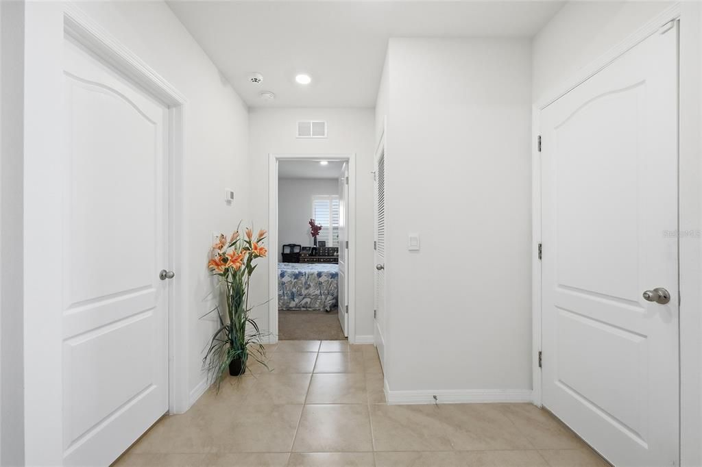 En Venta: $369,000 (4 camas, 2 baños, 1892 Pies cuadrados)