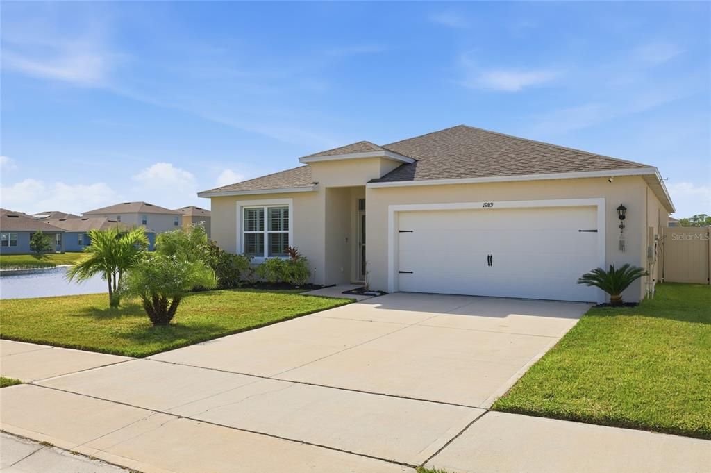 En Venta: $369,000 (4 camas, 2 baños, 1892 Pies cuadrados)