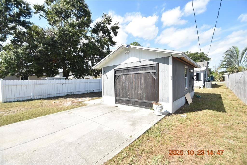 В аренду: $1,150 (0 спален, 1 ванн, 300 Квадратных фут)