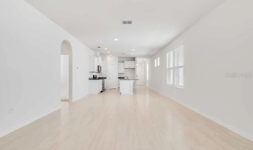 For Sale: $525,000 (3 beds, 2 baths, 1685 Square Feet)