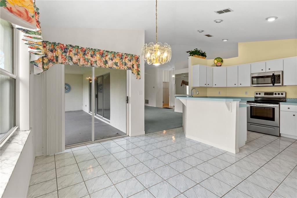 待售: $274,900 (3 贝兹, 2 浴室, 1678 平方英尺)