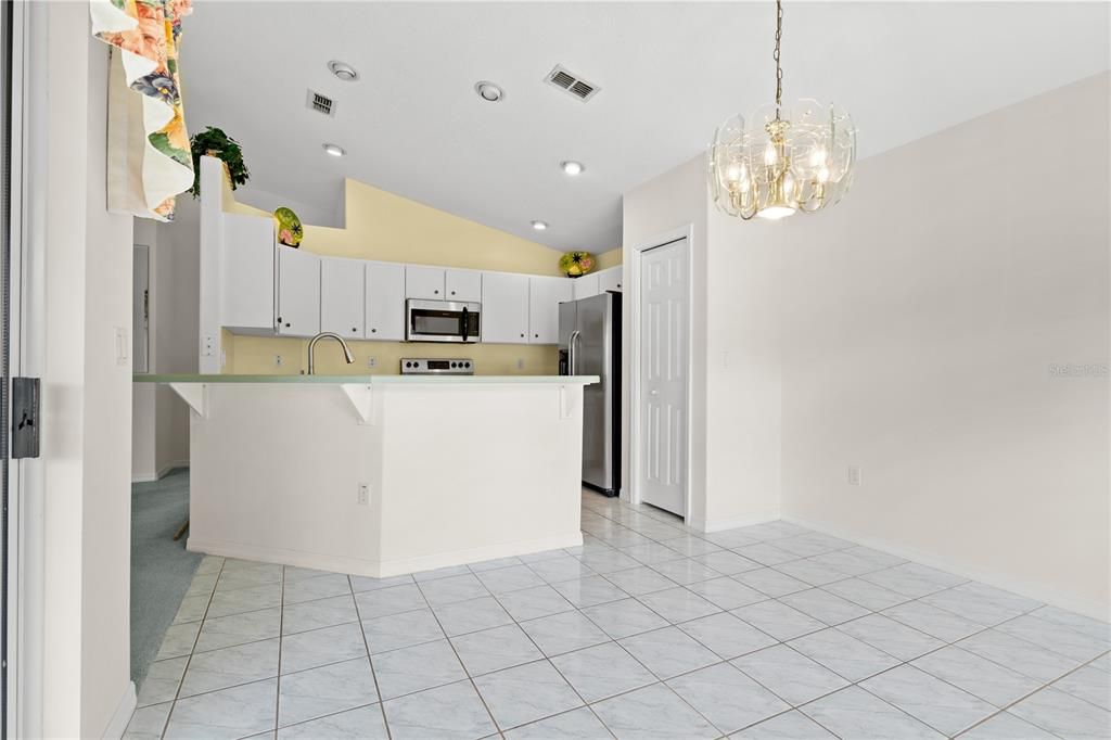 待售: $274,900 (3 贝兹, 2 浴室, 1678 平方英尺)