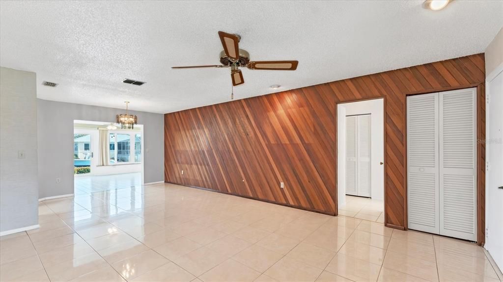 待售: $699,900 (3 贝兹, 2 浴室, 1912 平方英尺)