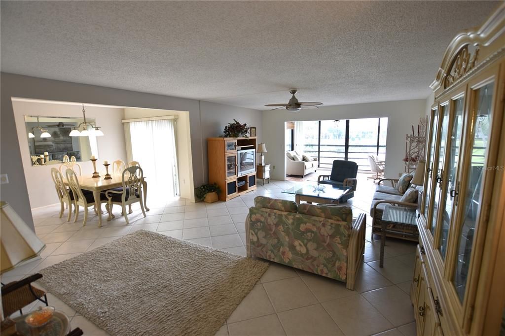 For Sale: $279,000 (2 beds, 2 baths, 1588 Square Feet)