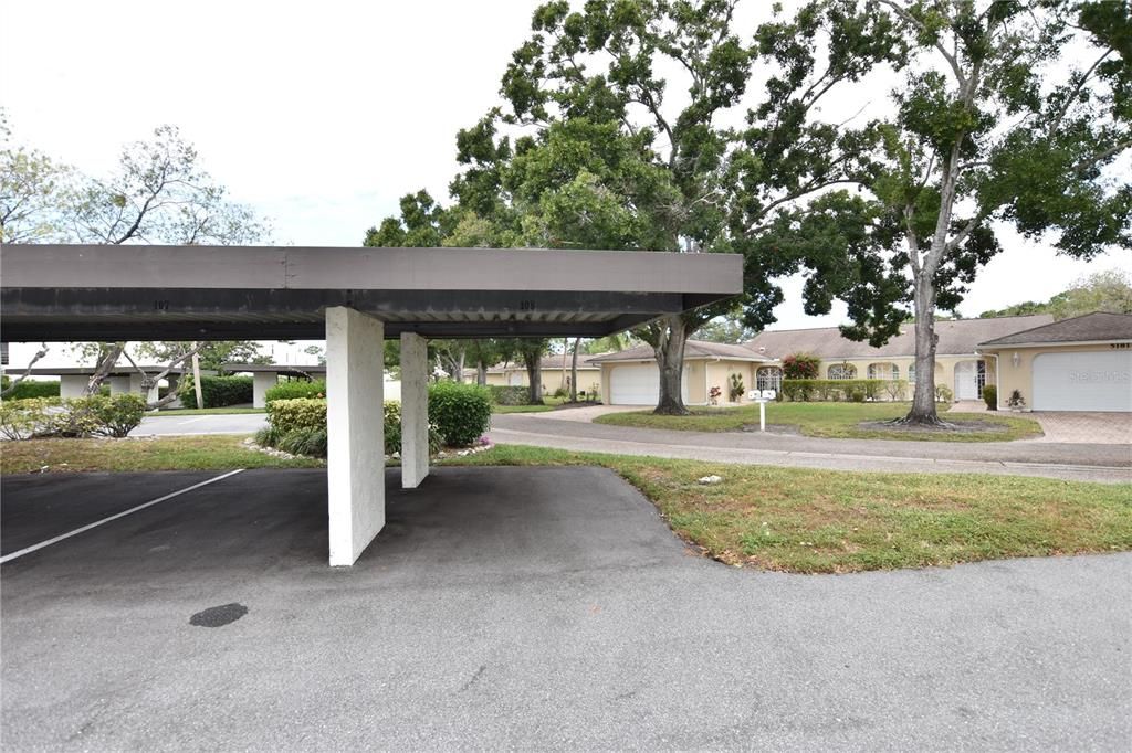 For Sale: $279,000 (2 beds, 2 baths, 1588 Square Feet)