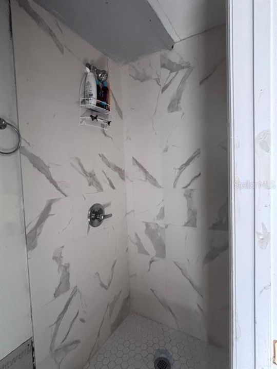 For Rent: $1,700 (2 beds, 2 baths, 1200 Square Feet)