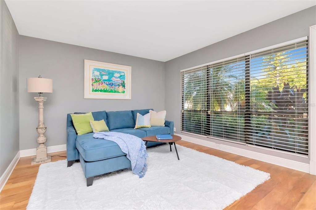 Active With Contract: $639,000 (2 beds, 2 baths, 1480 Square Feet)
