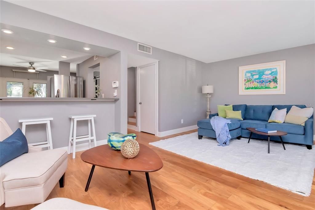 Active With Contract: $639,000 (2 beds, 2 baths, 1480 Square Feet)