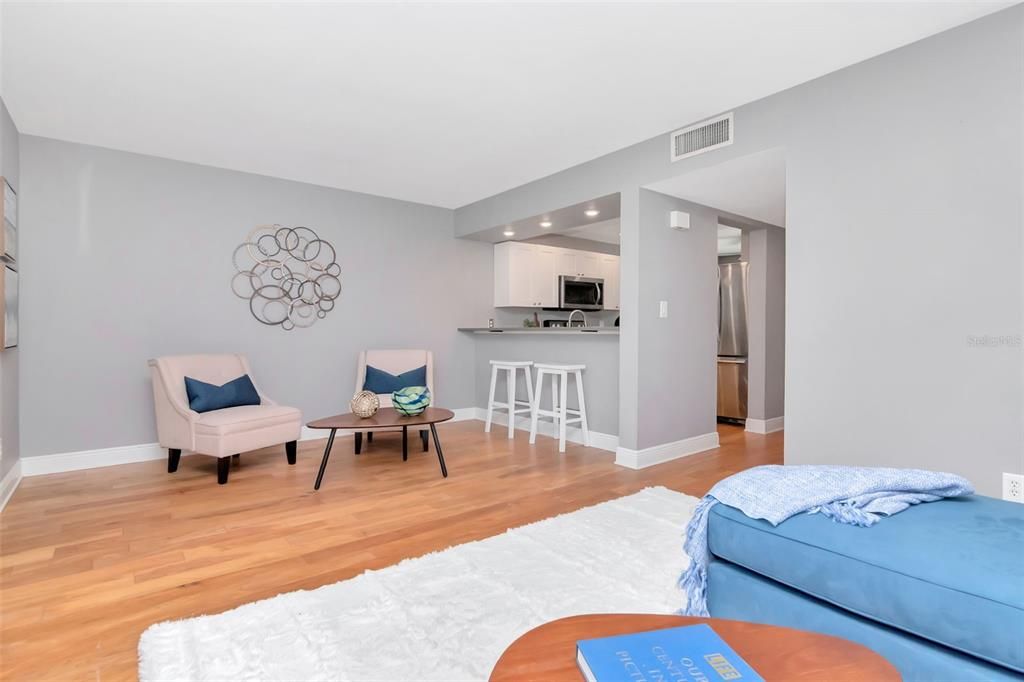 Active With Contract: $639,000 (2 beds, 2 baths, 1480 Square Feet)