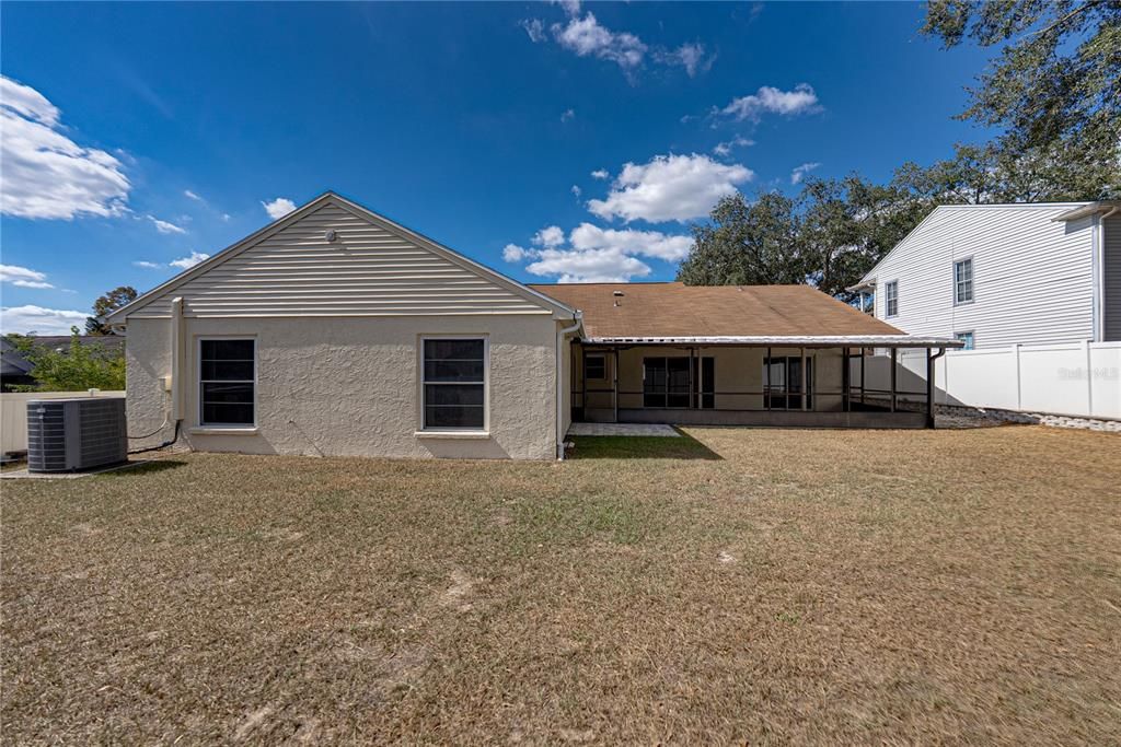 For Sale: $390,000 (3 beds, 2 baths, 2015 Square Feet)