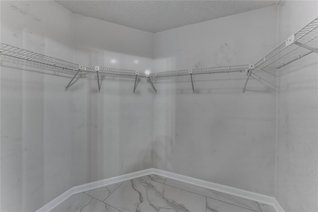 For Sale: $390,000 (3 beds, 2 baths, 2015 Square Feet)