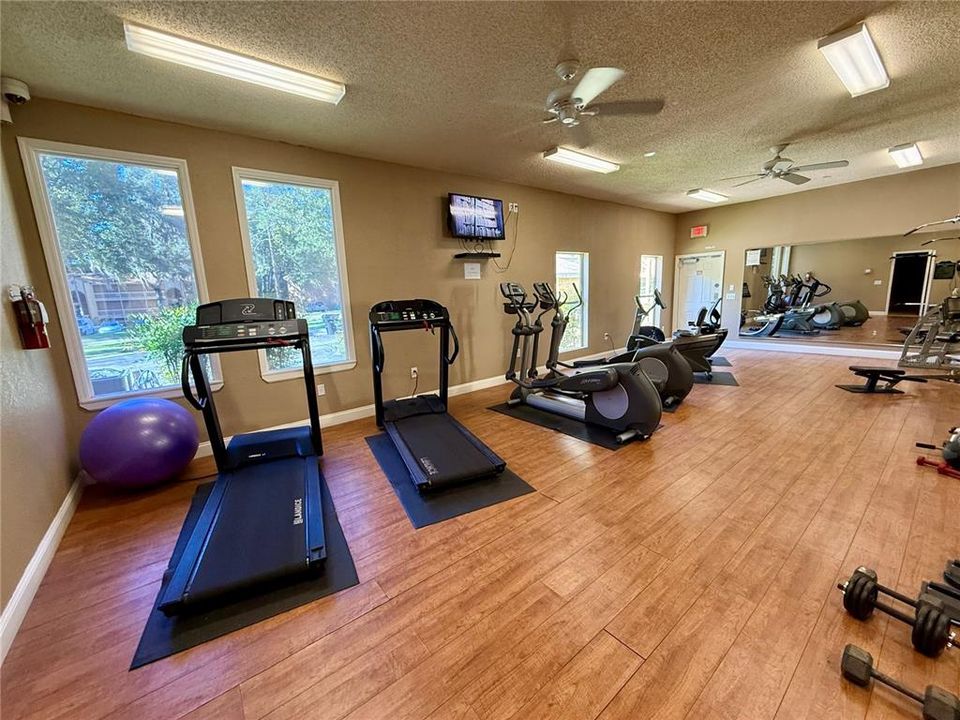 待售: $169,900 (3 贝兹, 2 浴室, 1278 平方英尺)