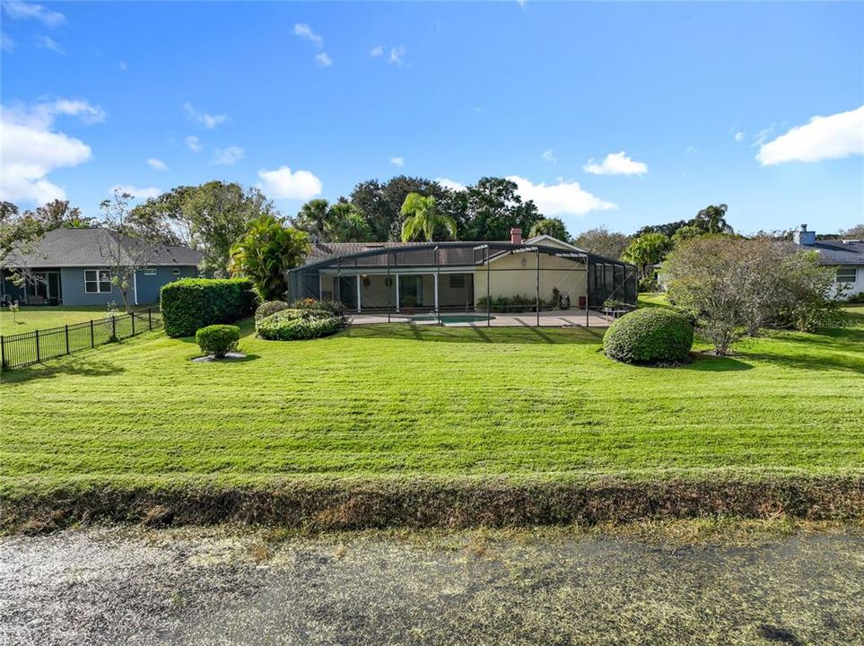 合同活跃: $475,000 (3 贝兹, 2 浴室, 1928 平方英尺)