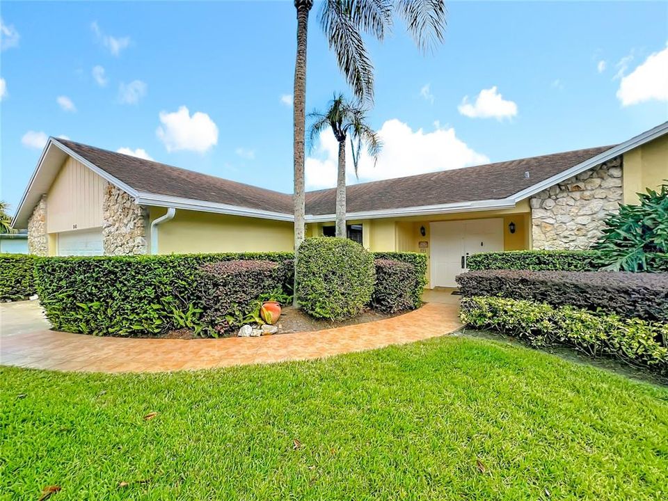 合同活跃: $475,000 (3 贝兹, 2 浴室, 1928 平方英尺)