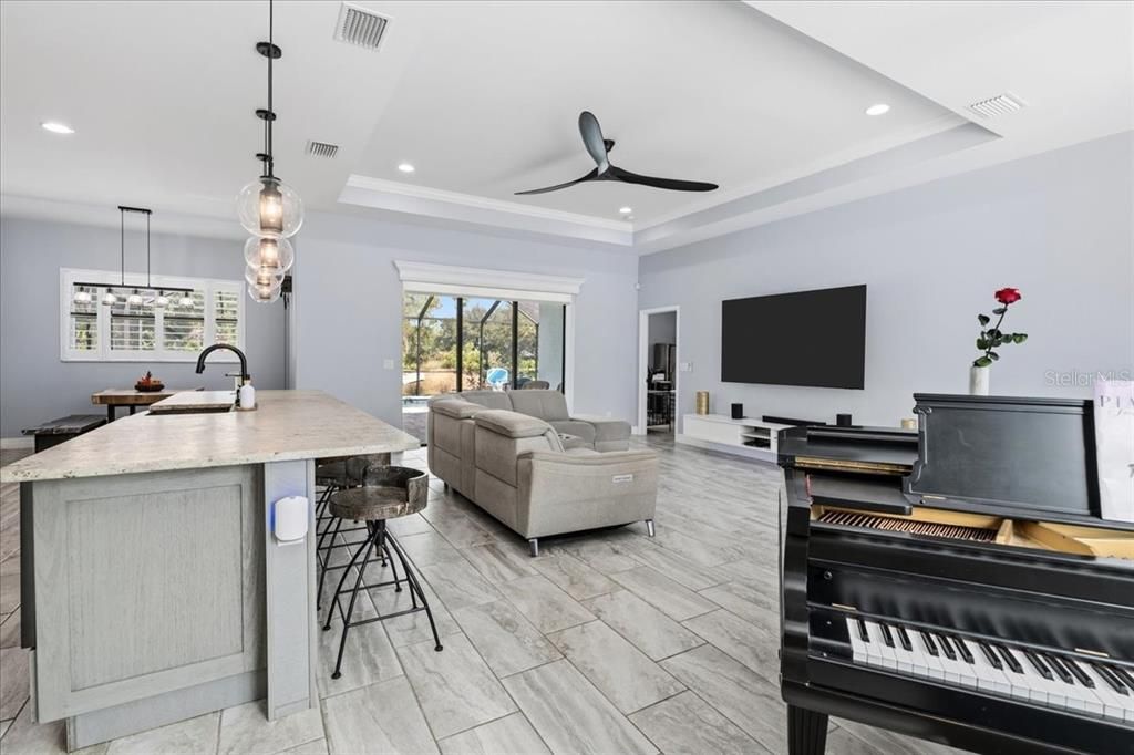 Activo con contrato: $617,777 (3 camas, 2 baños, 2170 Pies cuadrados)