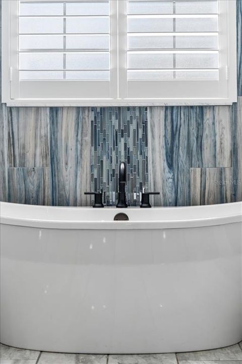 Activo con contrato: $617,777 (3 camas, 2 baños, 2170 Pies cuadrados)