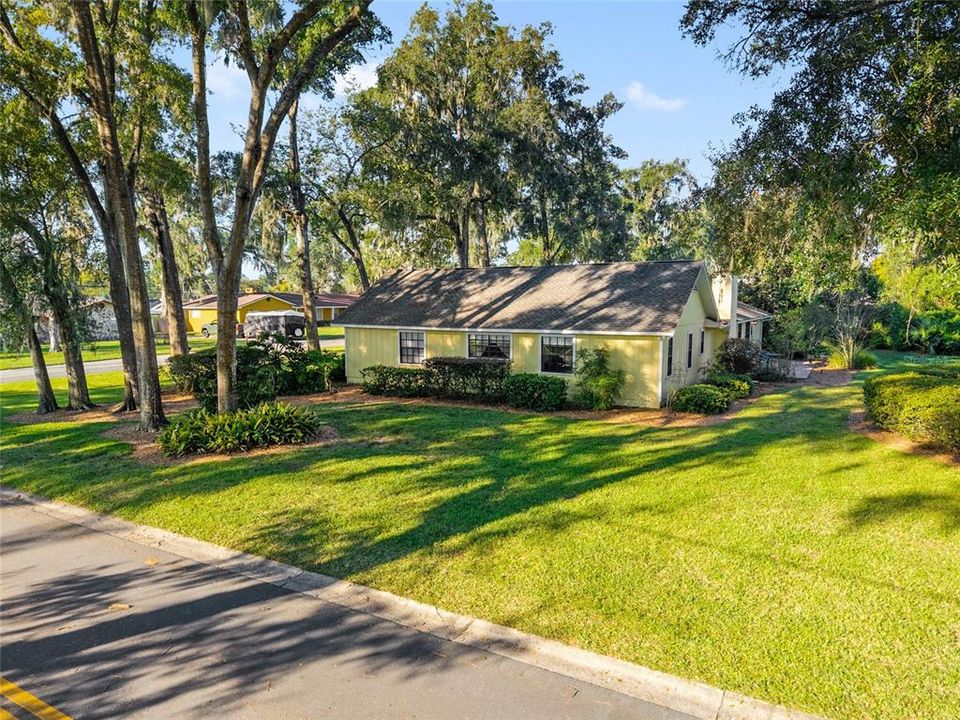 For Sale: $414,500 (4 beds, 2 baths, 2299 Square Feet)