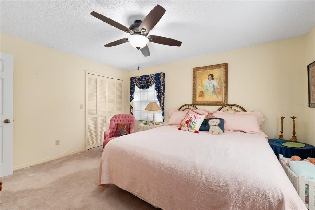 For Sale: $414,500 (4 beds, 2 baths, 2299 Square Feet)