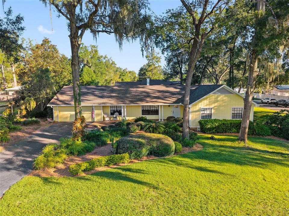 For Sale: $414,500 (4 beds, 2 baths, 2299 Square Feet)