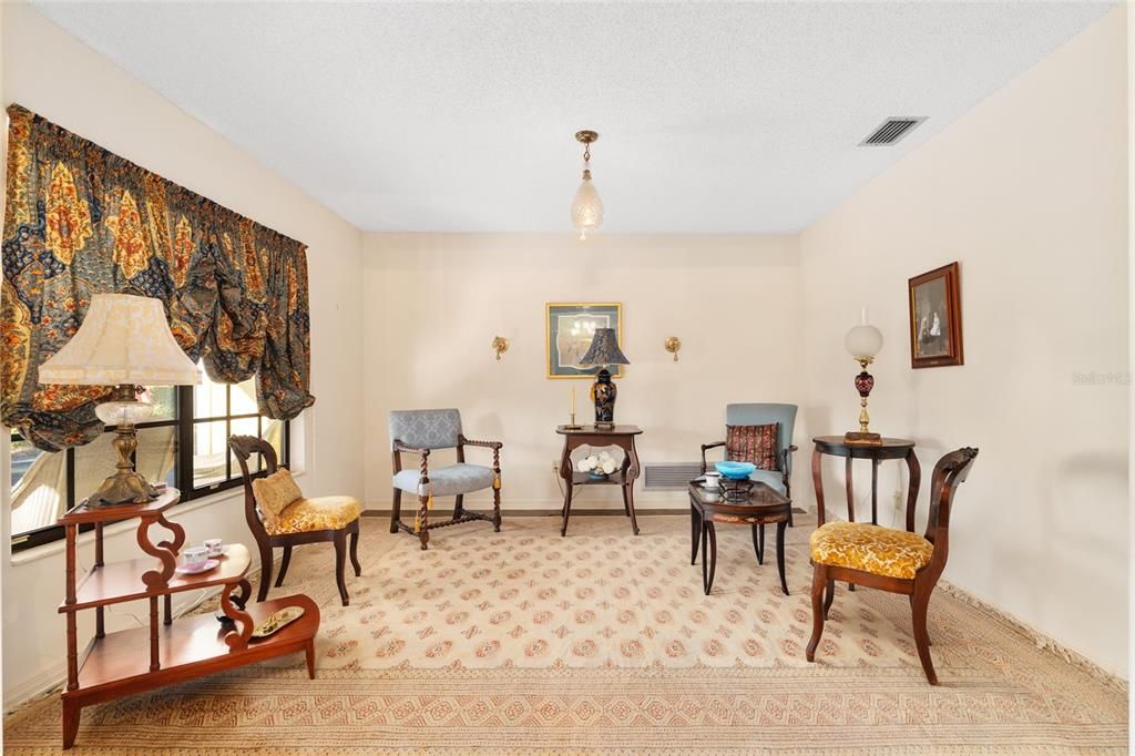 For Sale: $414,500 (4 beds, 2 baths, 2299 Square Feet)