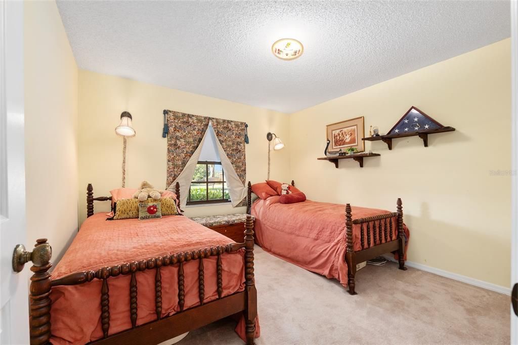 For Sale: $414,500 (4 beds, 2 baths, 2299 Square Feet)