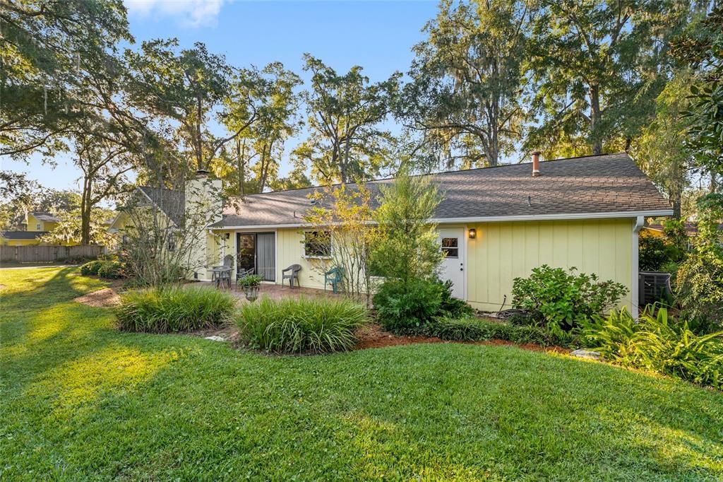 For Sale: $414,500 (4 beds, 2 baths, 2299 Square Feet)