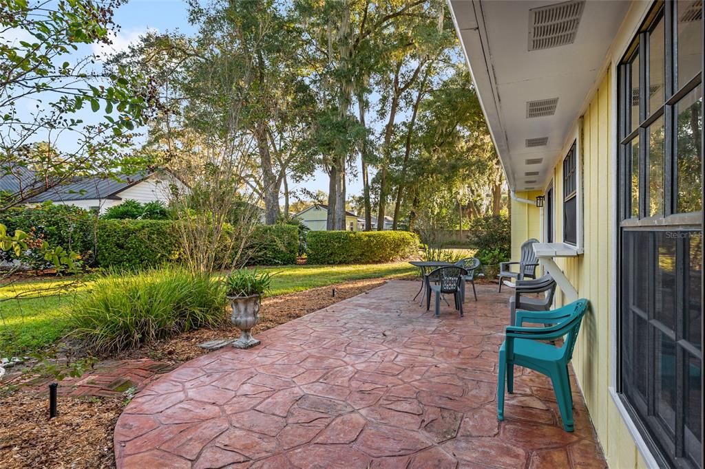 For Sale: $414,500 (4 beds, 2 baths, 2299 Square Feet)