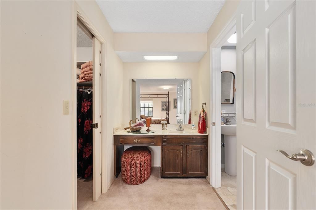 For Sale: $414,500 (4 beds, 2 baths, 2299 Square Feet)