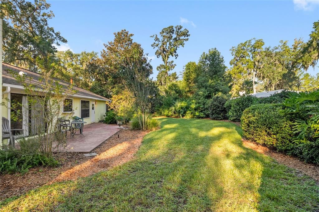 For Sale: $414,500 (4 beds, 2 baths, 2299 Square Feet)