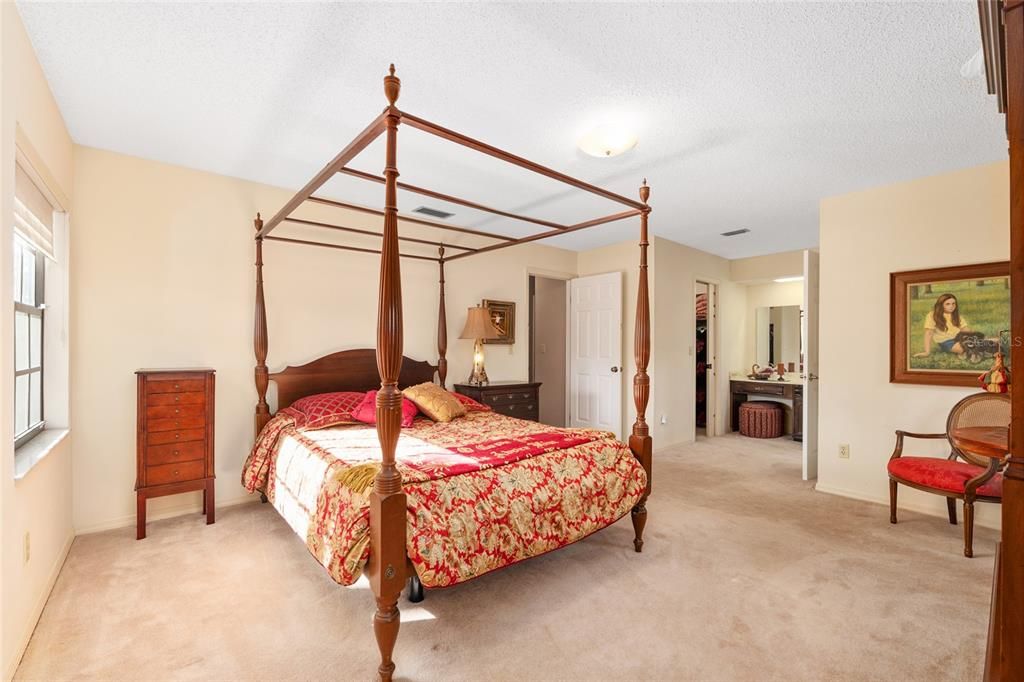 For Sale: $414,500 (4 beds, 2 baths, 2299 Square Feet)