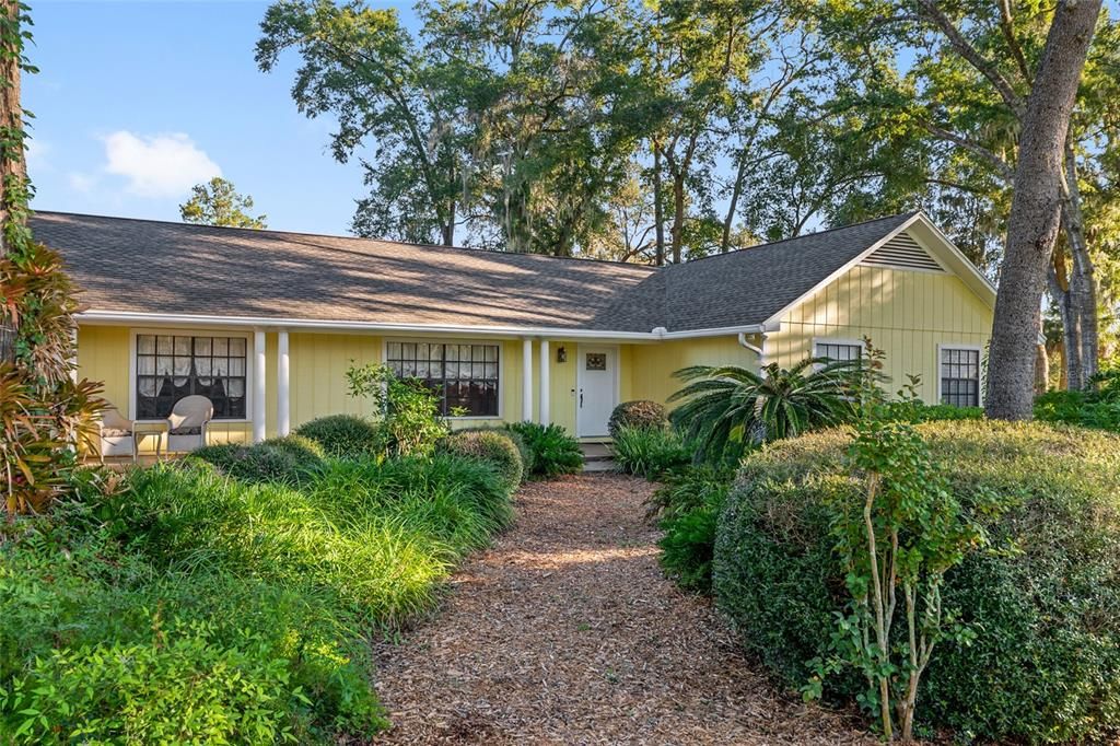 For Sale: $414,500 (4 beds, 2 baths, 2299 Square Feet)